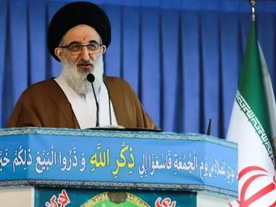 نباید اجازه داد کسانی که با مبانی انقلاب و فکر امام فاصله‌دارند مسئولیت داشته باشند/ هفت سال وقت برای رفع تحریم کافی است به فکر خنثی‌سازی تحریم‌ها باشید