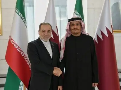 عراقجي يلتقي نظيره القطري في الدوحة