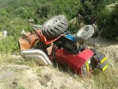 مرگ راننده 70 ساله بر اثر واژگونی تراکتور در شهرستان تفرش