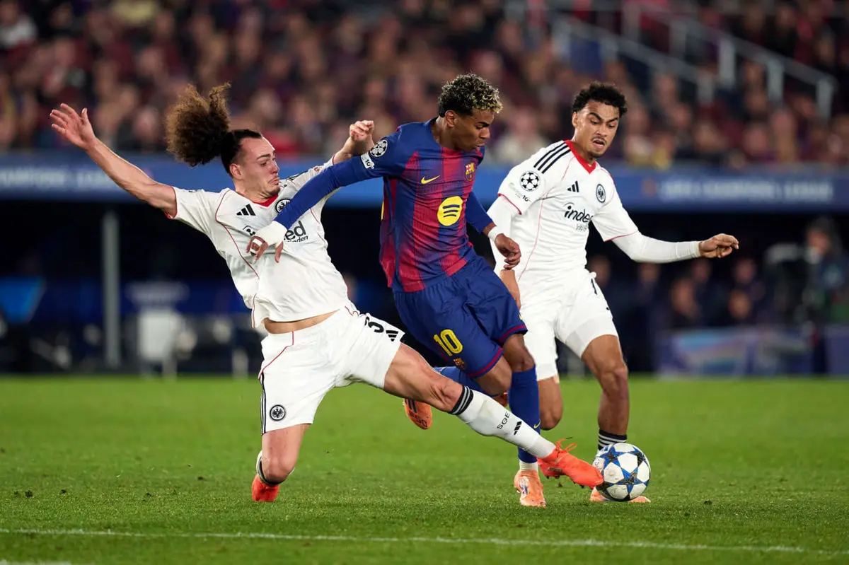 ویدیو: خلاصه بازی بارسلونا 2 - آینتراخت فرانکفورت 1