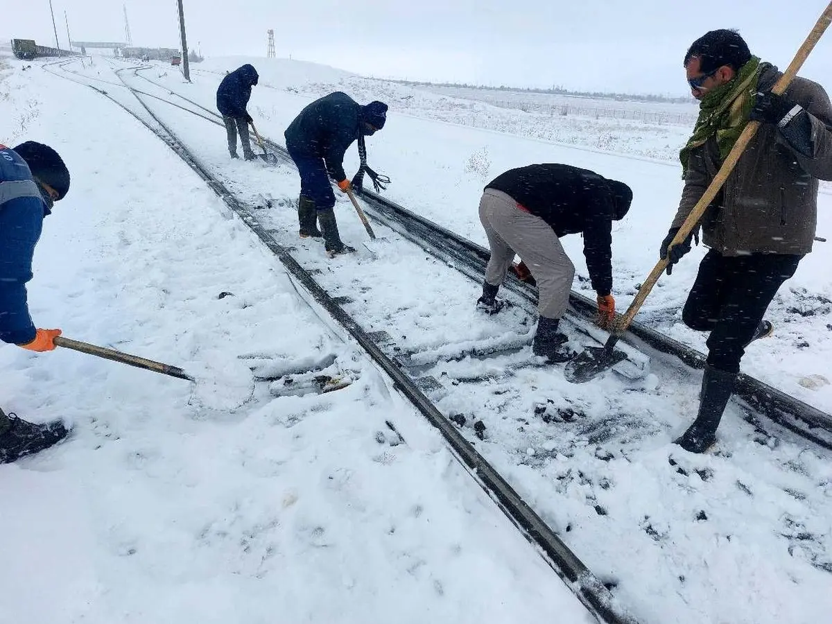 مزایای مناسبتی کامل پرداخت نمی‌شود