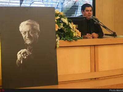 نصیریان: نسل ما با رنج بزرگ شد،همه فکر می‌کنند بازیگری کار آسانی است+عکس 