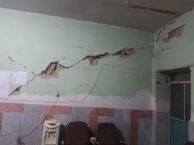 ۲۳۰ منزل روستایی منطقه سمیرم از زلزله سی سخت خسارت دید/ارسال۲۰۰ چادر امدادی به مناطق زلزله زده/ بارش برف و باران برای مناطق غربی اصفهان