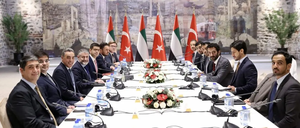 مذاکره امارات و ترکیه درباره افزایش همکاری‌های اقتصادی 
