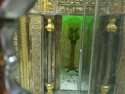 محل ضربت خوردن حضرت علی(ع) در مسجد کوفه/عکس