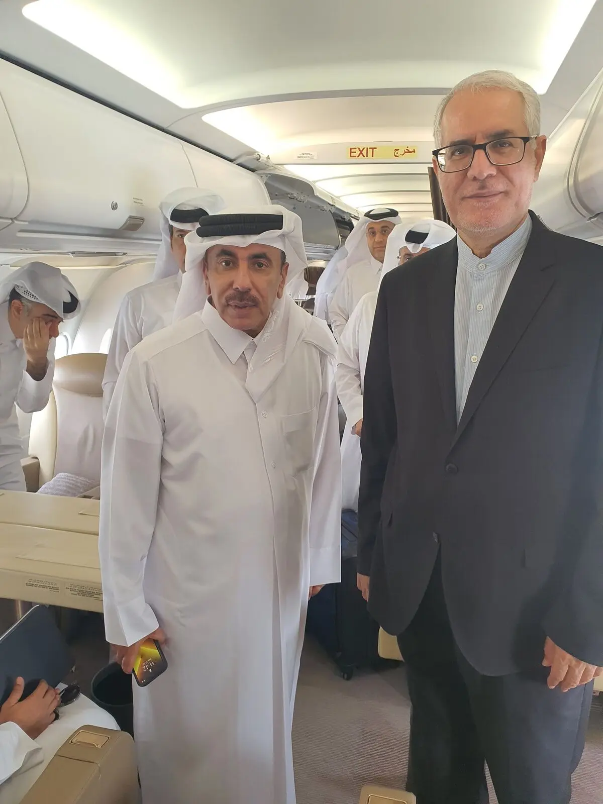 سفیر ایران در قطر به همراه وزیر حمل و نقل این کشور عازم کیش شدند