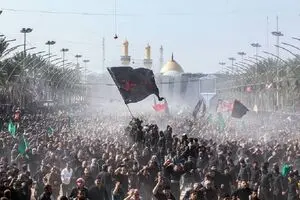 سپاه سفسطه و سالوس از شور اربعین تو می‌ترسد