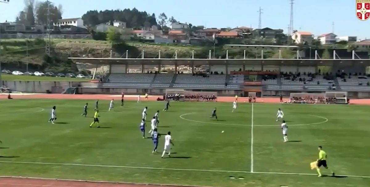 ویدئو: شاهکار نوجوان صرب؛ گل تماشایی به انگلیس از میانه میدان