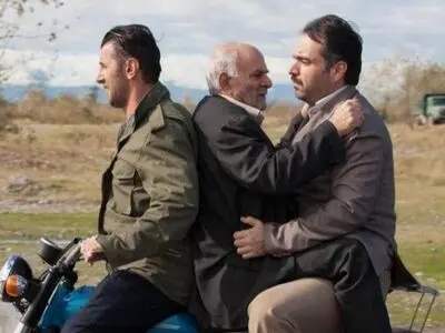شیرجه امین حیایی در آب، خوابیدن گرجستانی در وان یخ+فیلم 