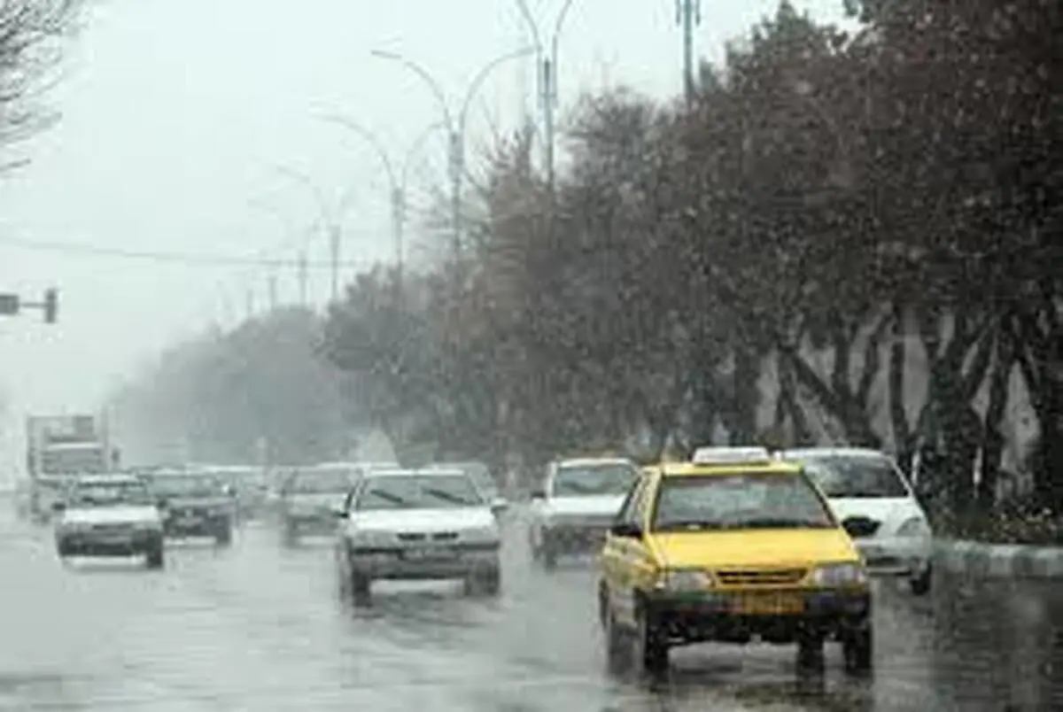رانندگان در معابر لغزنده فاصله طولی را رعایت کنند