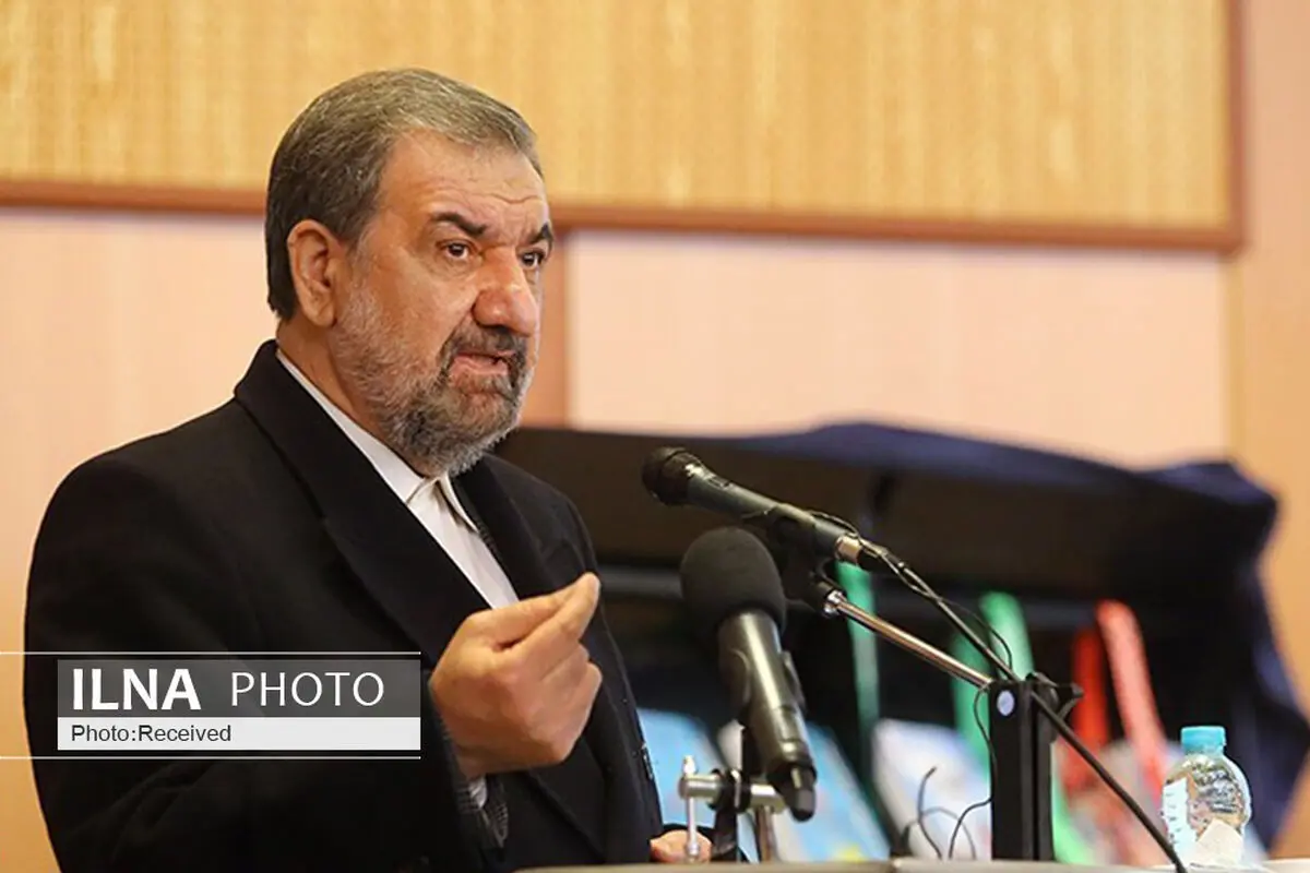 ابراز امیدواری محسن رضایی برای خبرهای خوش اقتصادی در آذرماه