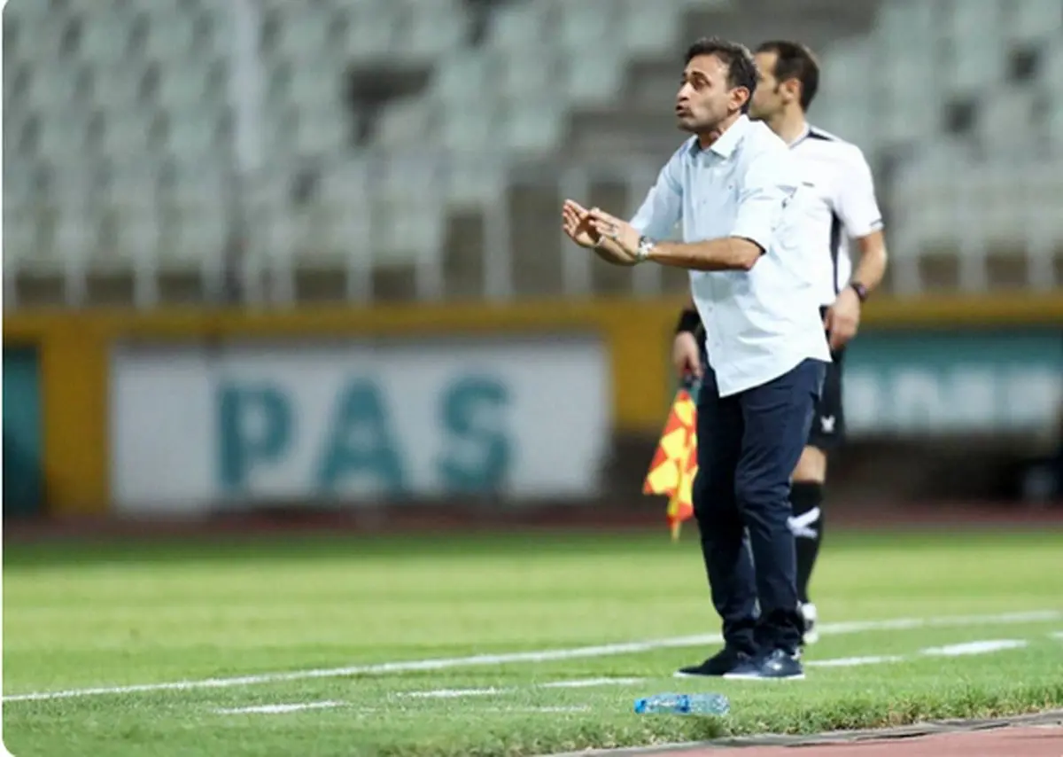 سرمربی پارس جنوبی در آستانه جدایی قرار گرفت