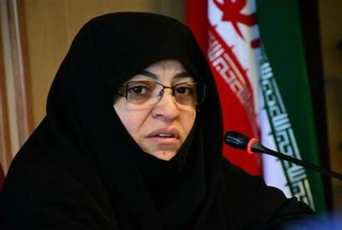 مخازن اکسیژن عمده بیمارستان‌های اصفهان با کمک فولاد مبارکه تامین شد/ پشتیبانی از اکسیژن بیماران اولین و مهم‌ترین اقدام درمانی است