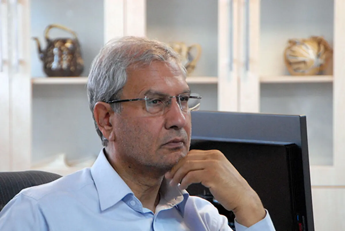  ربیعی از اقدام سازمان تامین اجتماعی برای اجرایی کردن حذف دفترچه‌های کاغذی درمان قدردانی کرد