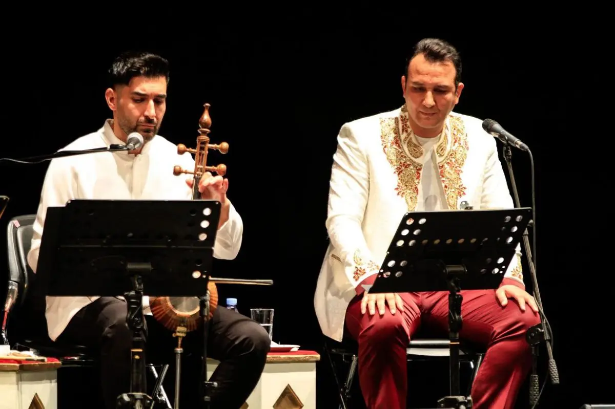 برگزاری کنسرت گروه قمر در تالار وحدت