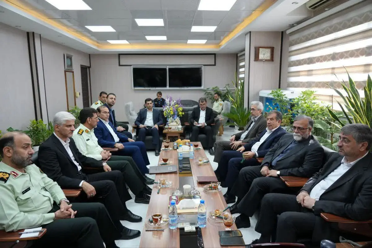با همدلی و تلاش مشترک، امنیت و آرامش پایدار را در استان حاکم است 