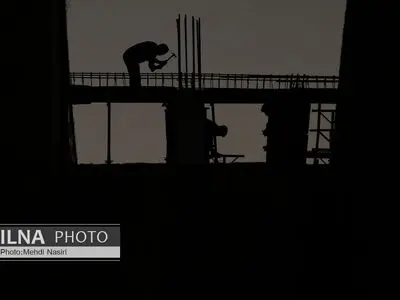 تشویش خاطر کارگران با حاکم شدن ۲۰ نوع قرارداد کار/ تمام حق کُشی‌ها ریشه در «دادنامه ۱۷۹» دارد/ جزییات طرح حذف پیمانکاران با ساز و کارِ «آزمون»/ درخواستِ ثبت اجباری قراردادهای کار از دولت سیزدهم 