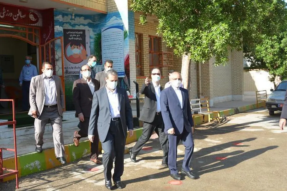 بازدید وزیر آموزش و پرورش از حوزه امتحان نهایی در بوشهر