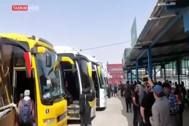 رضایتمندی زائران از دسترسی آسان و سریع به اتوبوس‌ در مرز مهران + فیلم