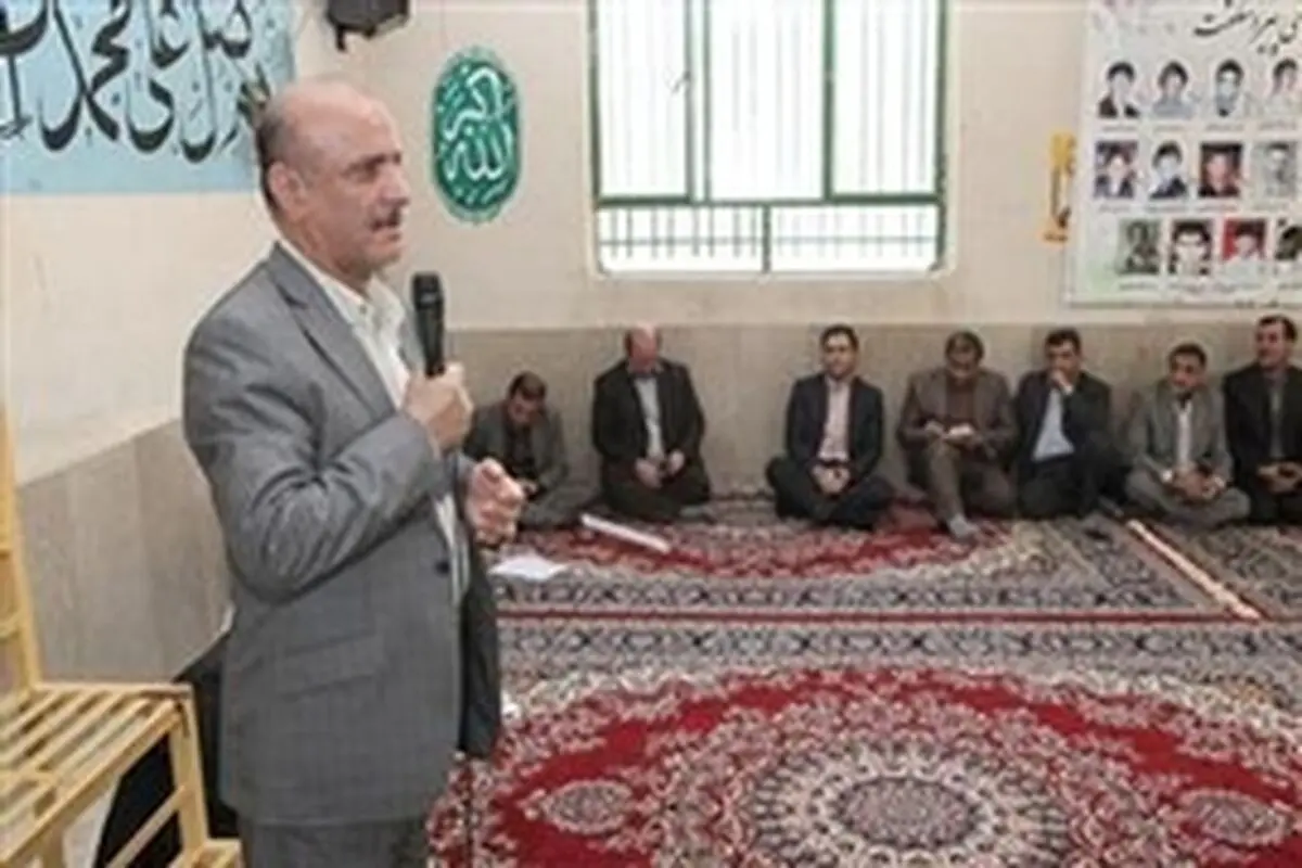 بهره‌مندی از امکانات موجود در مرکز استان، حق مناطق محرو م نیز هست