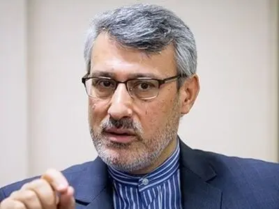 السفیر الایرانی فی لندن: ینبغی أن ننسحب من معاهدة "ان بی تی" ولکن .. 