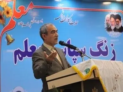 همه تحولات جامعه از آموزش و پرورش شروع می‌شود/ کار معلم فقط علم‌آموزی نیست