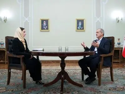 بزشکیان: إیران وجمهوریة أذربیجان جاران تجمعهما الأخوة والمصالح المشترکة