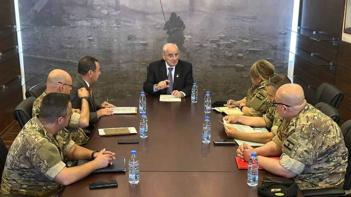 وزیر دفاع لبنان: ارتش اجرای طرح «انحصار سلاح» را پیش می‌برد