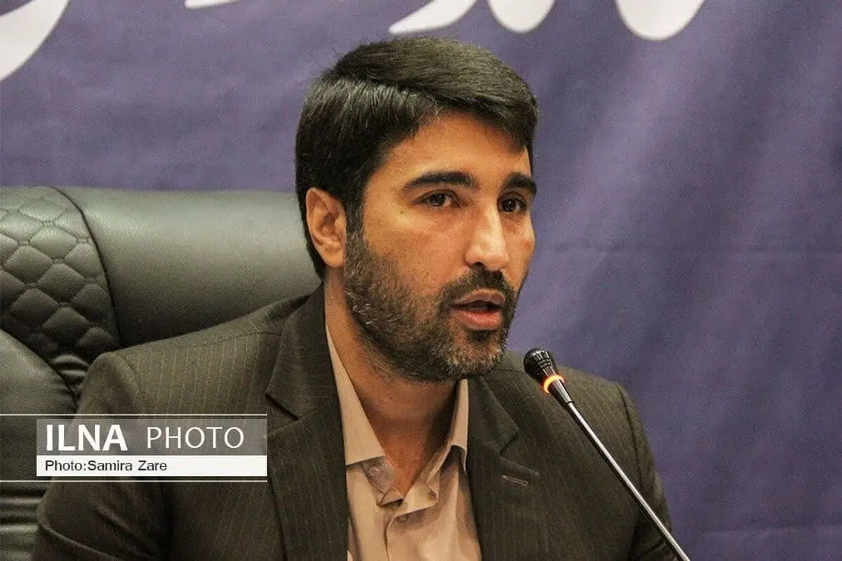 کارخانه روغن نباتی شیراز مشکل معوقات و حقوق ندارد/ پیش بینی 60 هزار تعهد اشتغال برای فارس/  تعداد مقرری بگیران بیمه بیکاری به نسبت مدت مشابه سال گذشته هفت درصد کاهش داشت