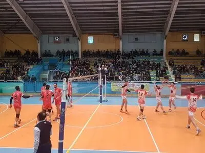 پیروزی شهرداری ارومیه مقابل همنام قزوینی/ تدوام صدرنشینی شهرداری‌چی‌ها