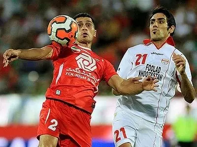 فولاد - پرسپولیس؛ کروات‌کشون در گرما /جدال‌مدعیان در شمال، جنوب و مرکز