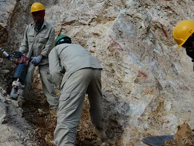حادثه در معدن طلای افغانستان ۸ کشته برجای گذاشت