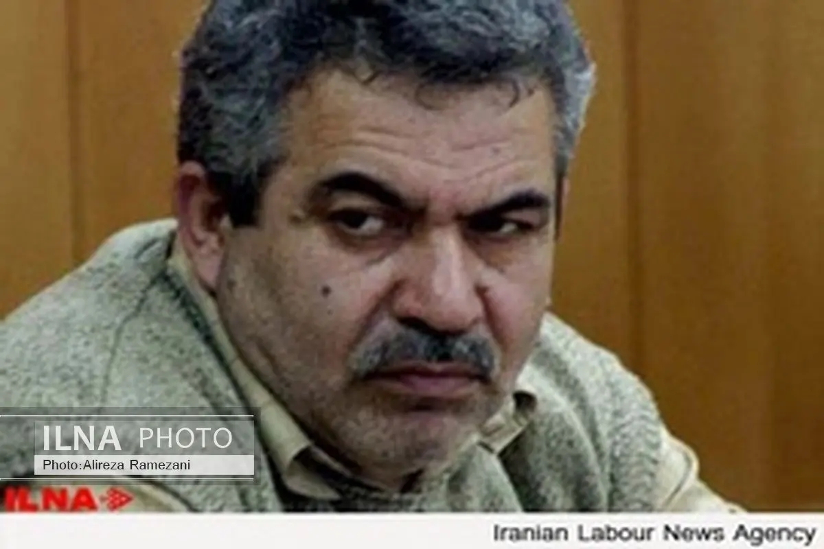 فعالیت سیاسی نهادینه شده از بی‌قانونی جلوگیری می‌کند