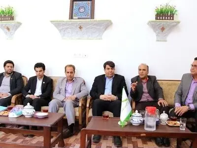 کودکان خود را نقاد و مطالبه‌گر تربیت کنیم/ نقش رسانه‌ها در ایجاد  فرهنگ تحزب 