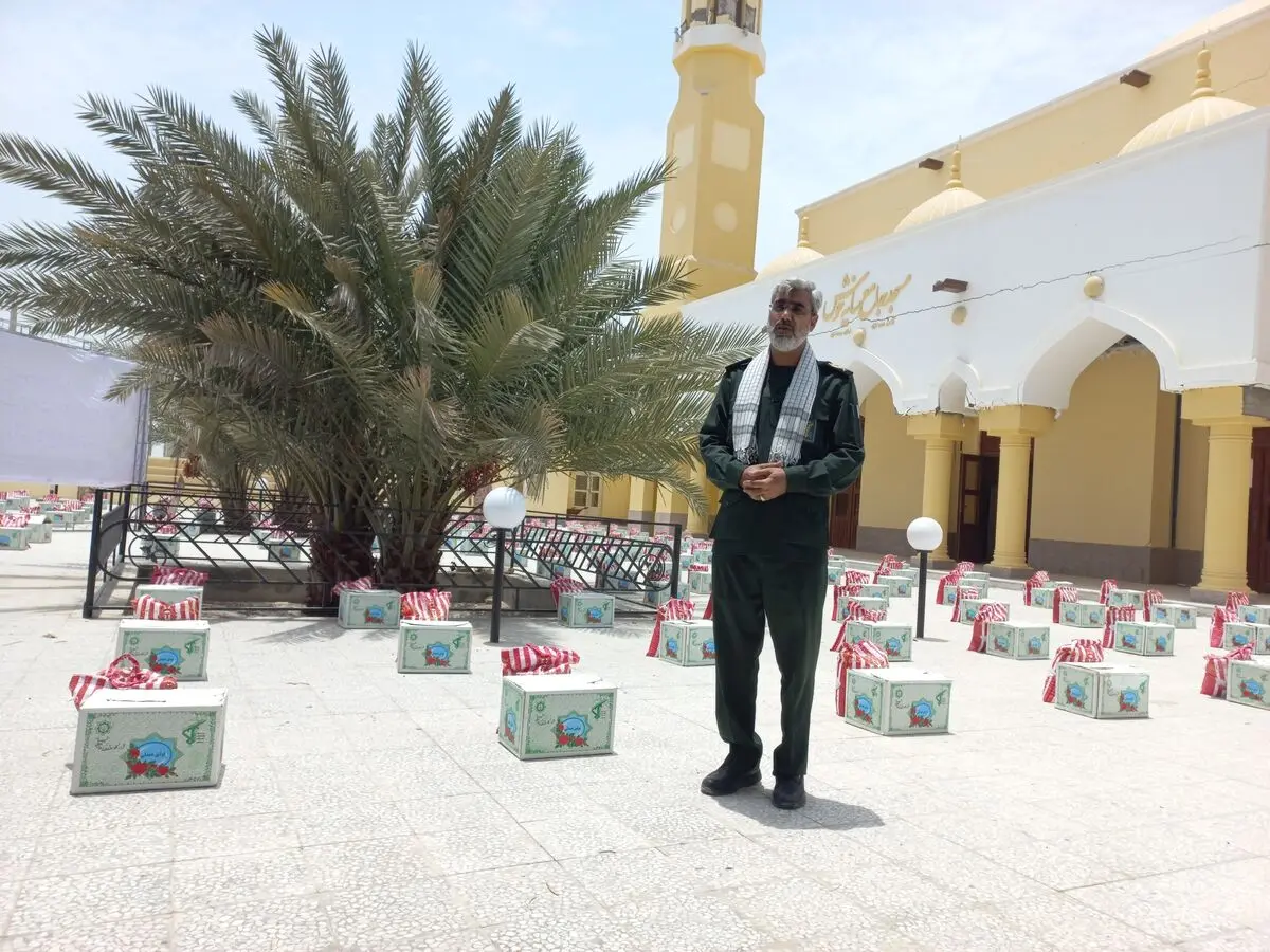 ۲ هزار بسته معیشتی بین زلزله زدگان سایه خوش توزیع شد