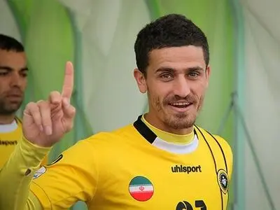 غفوری خواهان جدایی از استقلال است؟ (عکس)
