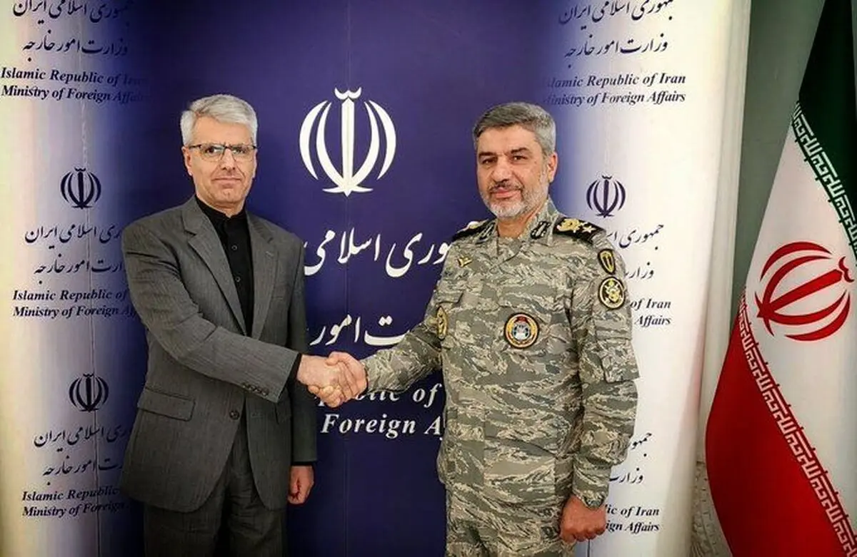دیدار امیر سرتیپ اکرمی‌نیا با سخنگوی وزارت امور خارجه