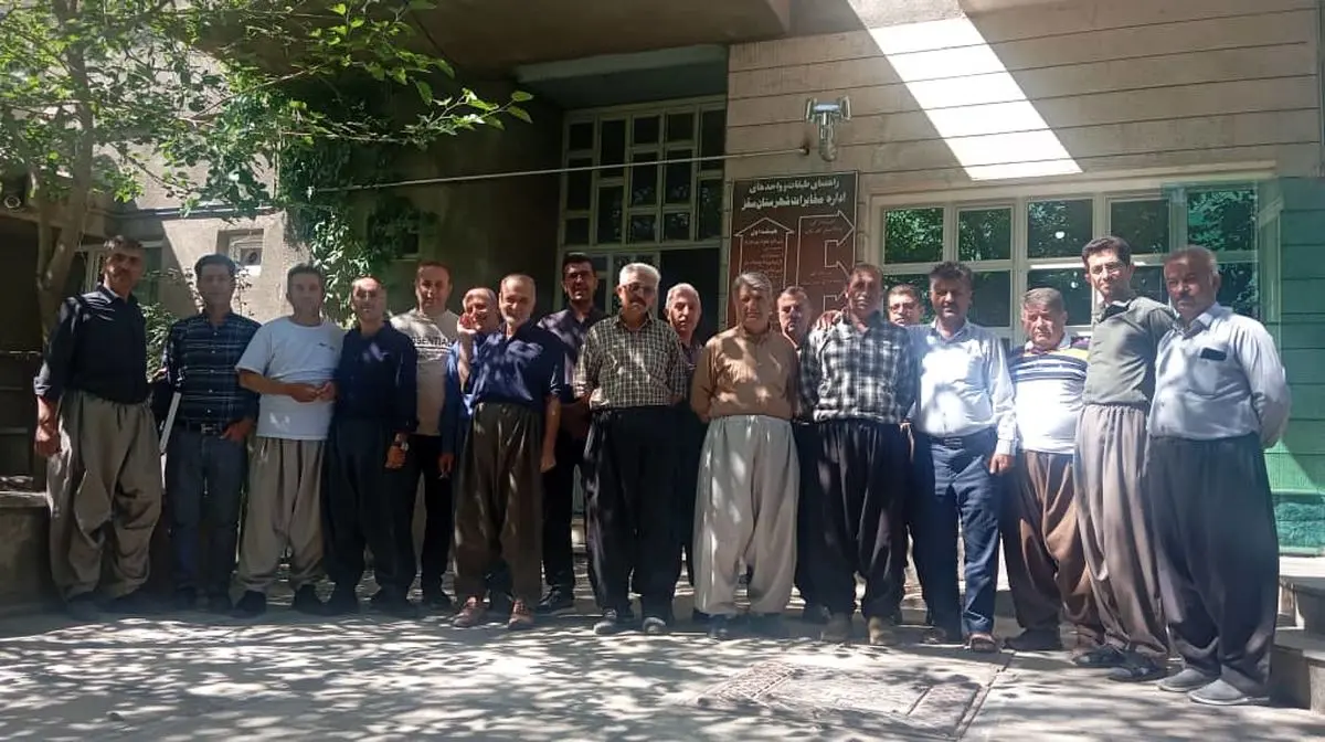 تجمع کارگزاران مخابرات روستایی سقز/ حقوقمان پرداخت نشد
