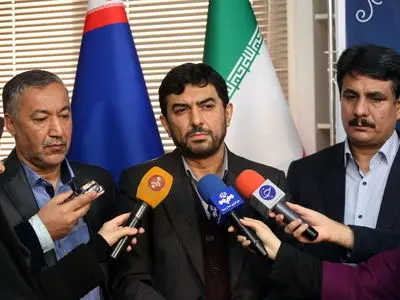 ۱۰۰ لیتر سوخت مازاد بر سهمیه، در ۲ روز آینده به کارت‌های وانت‌بارها واریز می‌شود/ طرح وزارت کشور برای لنج‌های صیادی