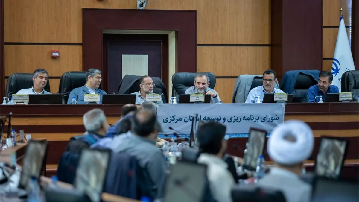 مسئولان دستگاه های اجرایی نسبت به دریافت اسناد خزانه اقدام کنند / در طرح اقدام ملی مسکن باید حداکثر رفاهیات فراهم شود / سهمیه جدید برای شهرهای جدید استان 19 هزار واحد است