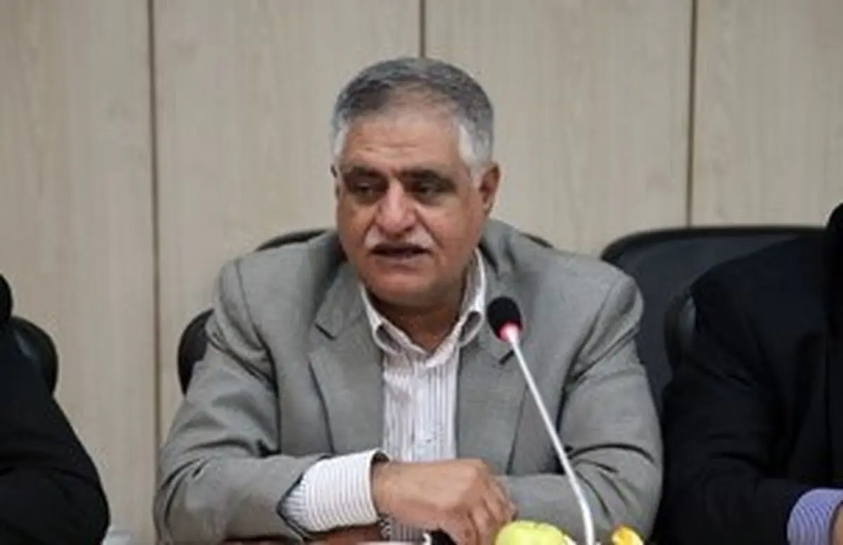 مشکل عمده شهرداری، تکاندن درختان فضای سبز است