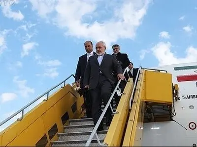 ظریف یصل السلیمانیة قادما من اربیل