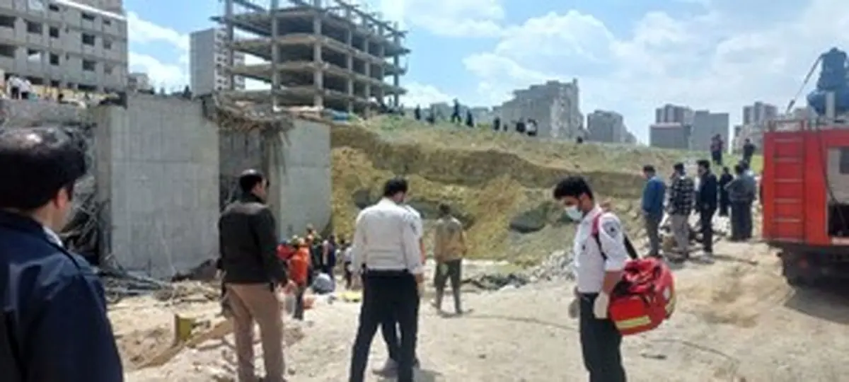 مصدومیت ۷ کارگر ساختمانی بر اثر ریزش ناگهانی آوار بتنی/ دو کارگر جان باختند