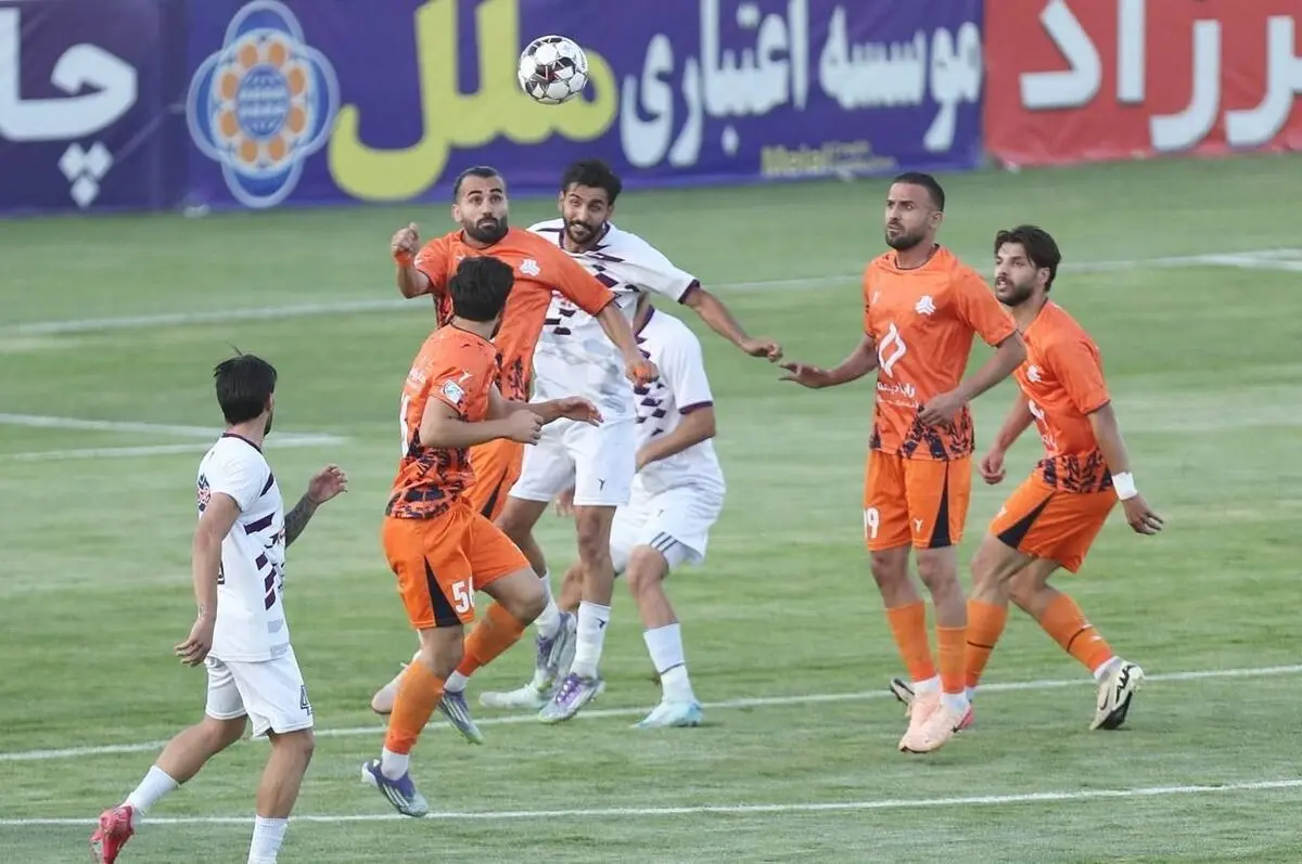 کورس داغ پشت سر نساجی؛ سایپا برنده شد، صنعت نفت فرصت‌سوزی کرد