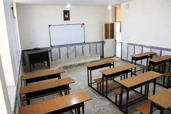 خروج ۷ هزار دانش‌آموز از مدارس تهران/ کوچ اجباری به شهرستان‌ها در پی فشار اقتصادی