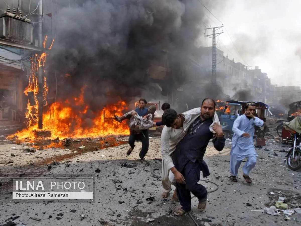 انفجار در پاکستان بیش از ۱۸۰ کشته و زخمی بر جای گذاشت