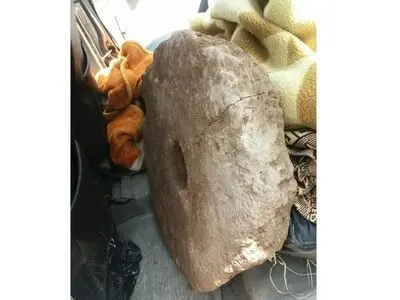 سنگ آسیاب ۴۰۰ ساله در چناران کشف شد