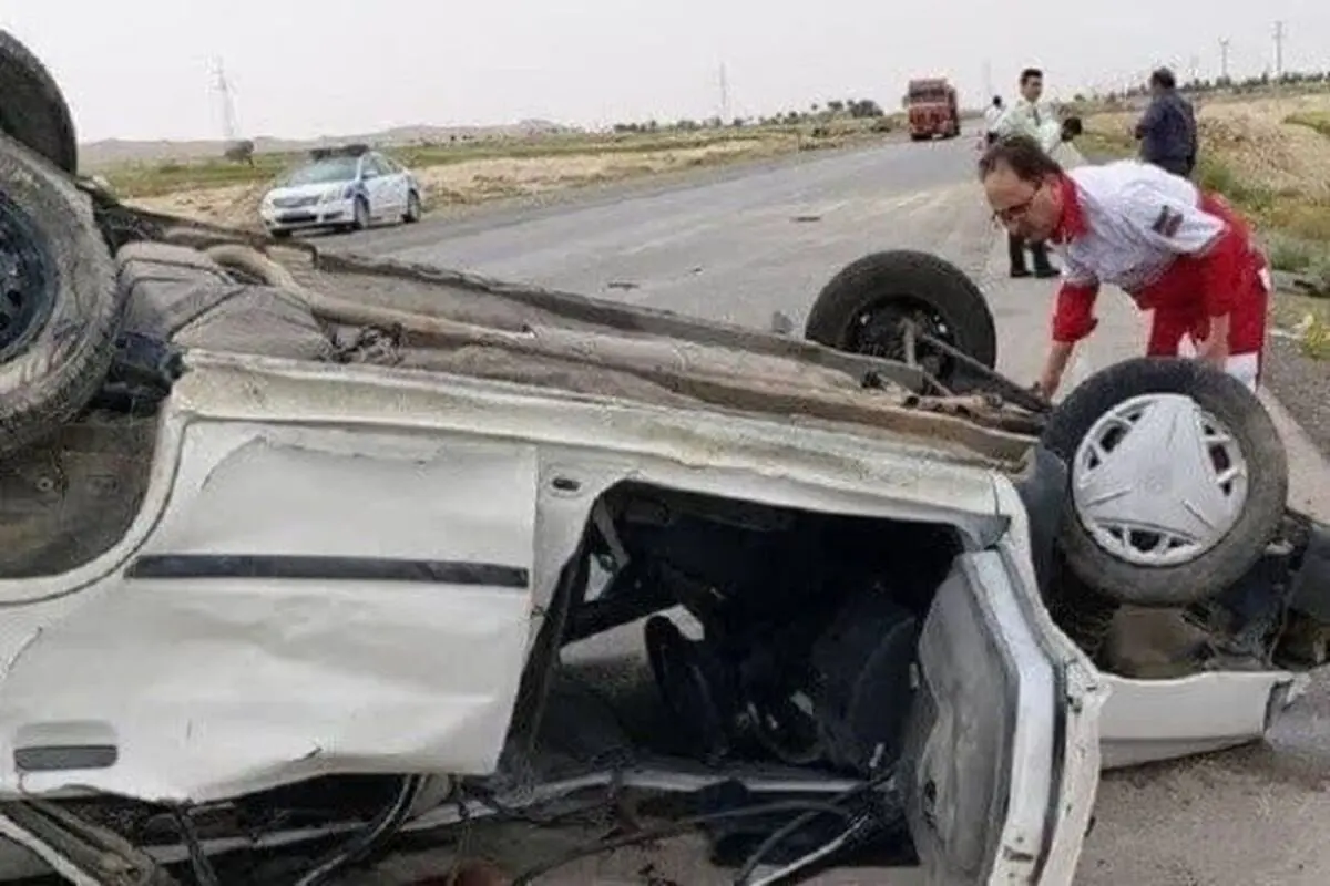 یک کشته و 5 مصدوم در پی واژگونی خودروی پراید
