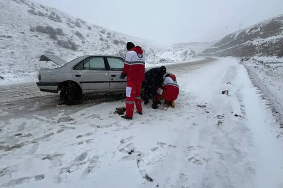 ۱۰ سانتی‌متر برف در ورزقان آذربایجان‌شرقی/فیلم