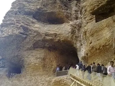 «غار کرفتو» میراثهزارساله کردستان در آستانه نابودی است